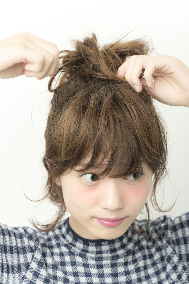 アップにしながら顔まわりはさりげなく 隠して小顔に♡ ヘアレシピ【頭美人】