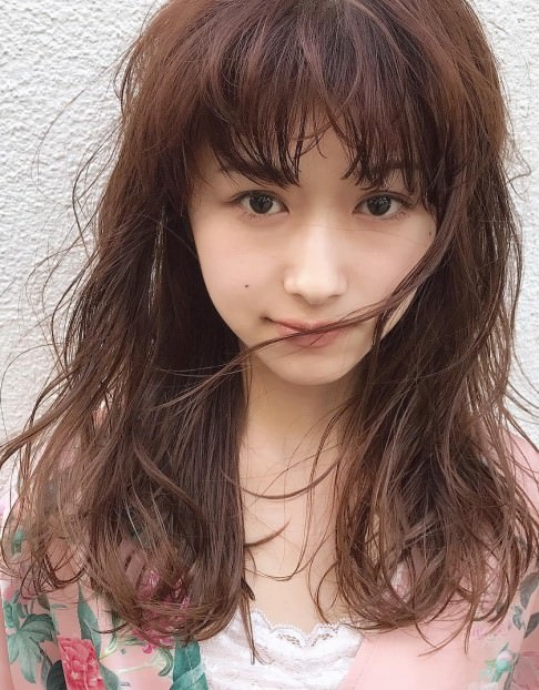 透明感と艶感はイルミナカラーで叶える ヘアスタイル 頭美人